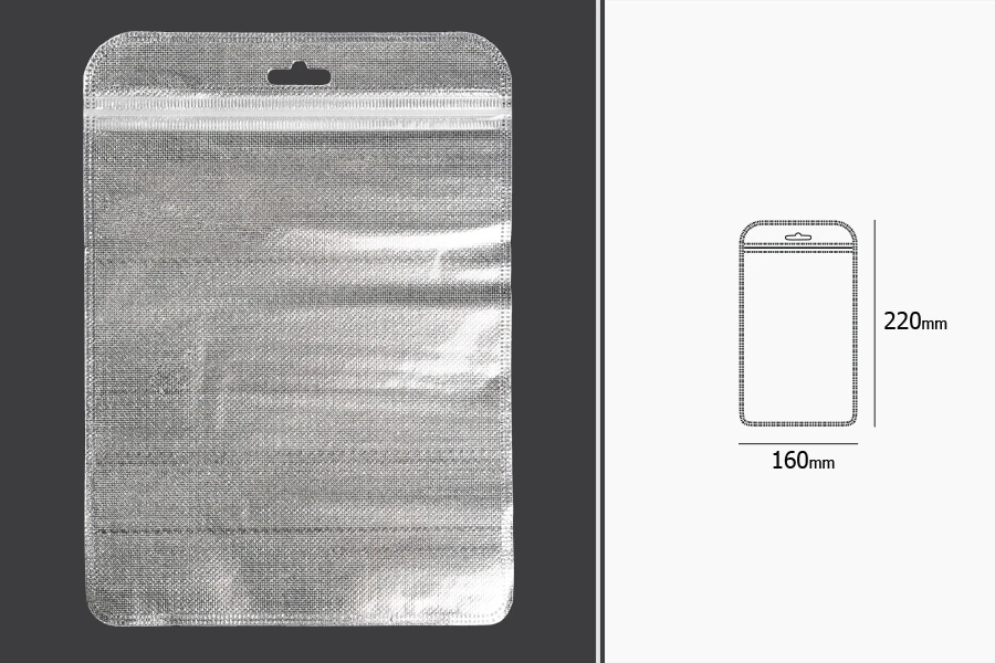 Пликчета с цип 160x220 mm, сребърна нетъкана в гръб и прозранча в предната част с дупка Eurohole - 100 бр. Пликчета с цип 160x220 mm, сребърна нетъкана в гръб и прозранча в предната част с дупка Eurohole - 100 бр.