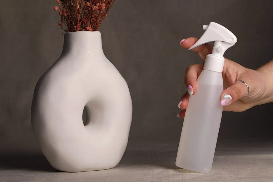 Пластмасова помпа спрей (тригер помпа) 24/410 с предпазно заключване-изображение_група