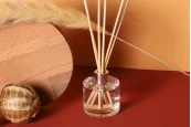 Цилиндрична стъклена бутилка от 50 ml Цилиндрична стъклена бутилка от 50 ml