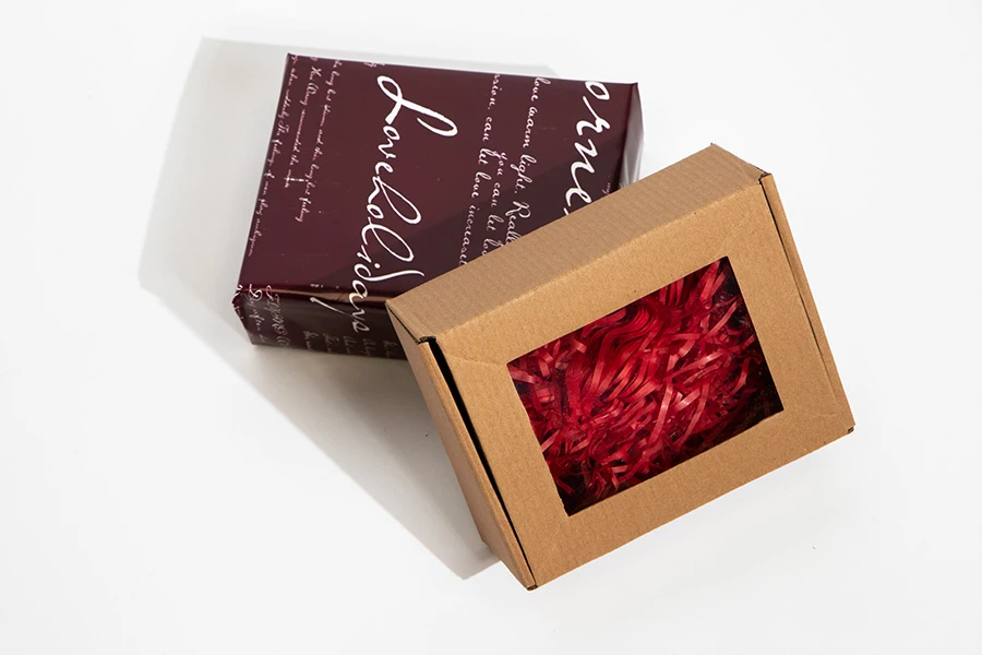 Крафт кутия с прозорец с размери 170x130x60 mm Крафт кутия с прозорец с размери 170x130x60 mm-изображение_група