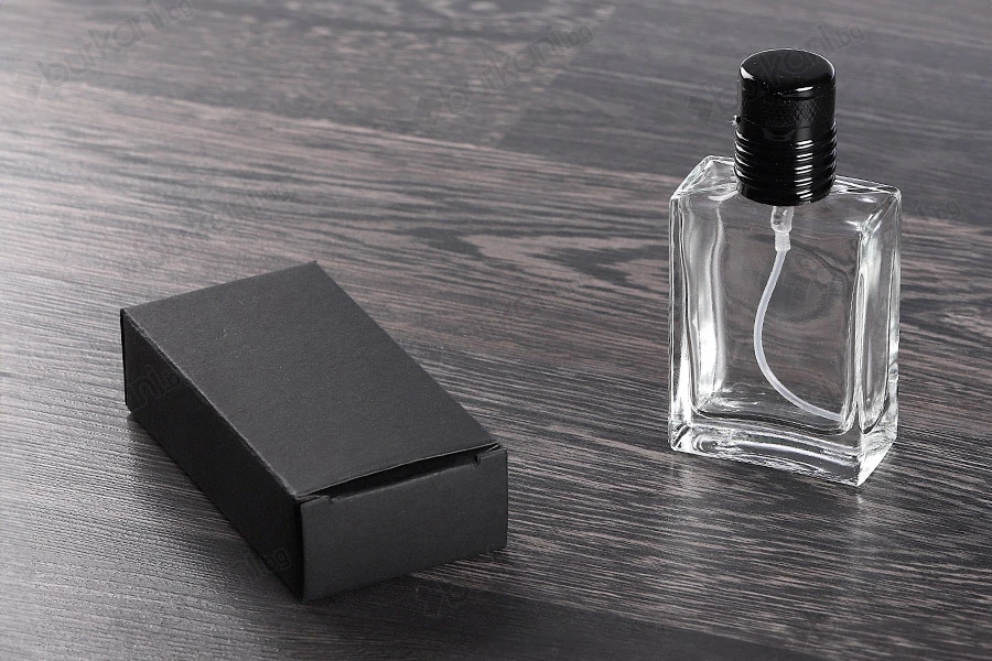 Стъклена бутилка от 30 ml, прозрачна с черна спрей помпа и калъфка  (PP 15)-