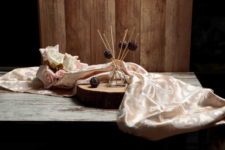 Стъклена квадратна бутилка 50 мл-изображение_група