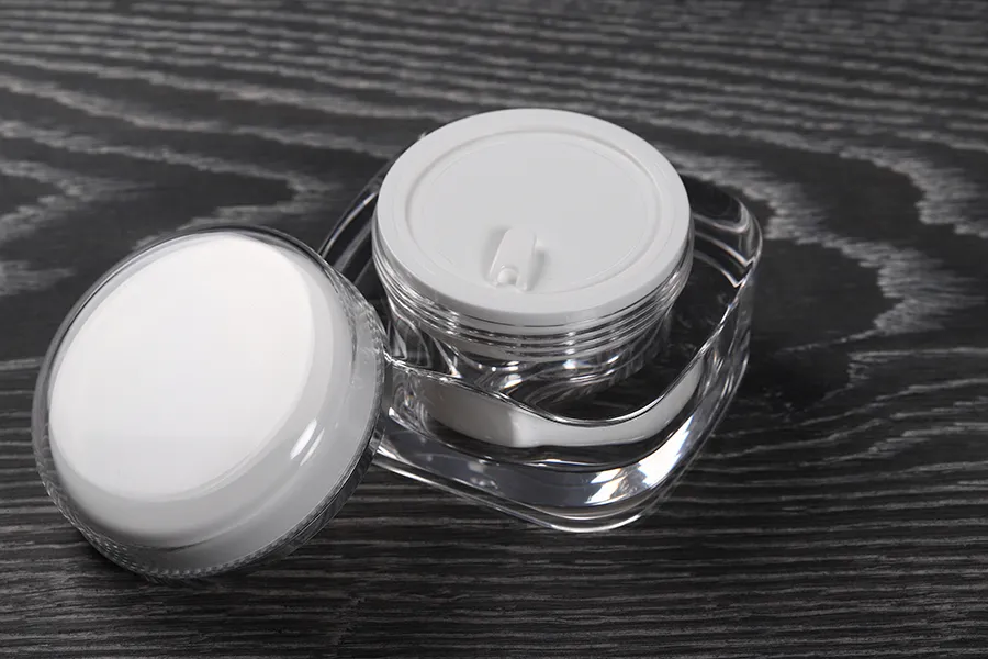 Пластмасов прозрачен (акрилен) Airless буркан 50 мл с бяла капачка и пластмасов уплътнител-изображение_група