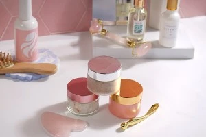 Пластмасови капачки с уплътнители за буркани с код : 1020-3-50 и 24-2-0.-3