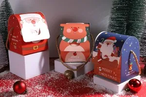 Коледна кутия - подаръчна торбичка с дръжка 100х90х125 мм - 25 бр-изображение_група