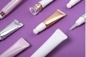 Пластмасова цветна туба 10 ml (тяснo гърло) с вътрешно алуминиево покритие - 12 бр. Пластмасова цветна туба 10 ml (тяснo гърло) с вътрешно алуминиево покритие - 12 бр.