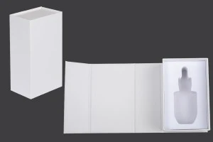 Бяла хартиена кутия с магнитно затваряне 90x140x55 mm (за бутилки от 30 ml код: 1020-70-0)-1