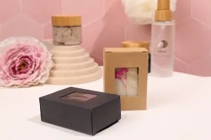 Хартиена крафт кутия за запун с прозорец, с размери  80x55x30 mm-3