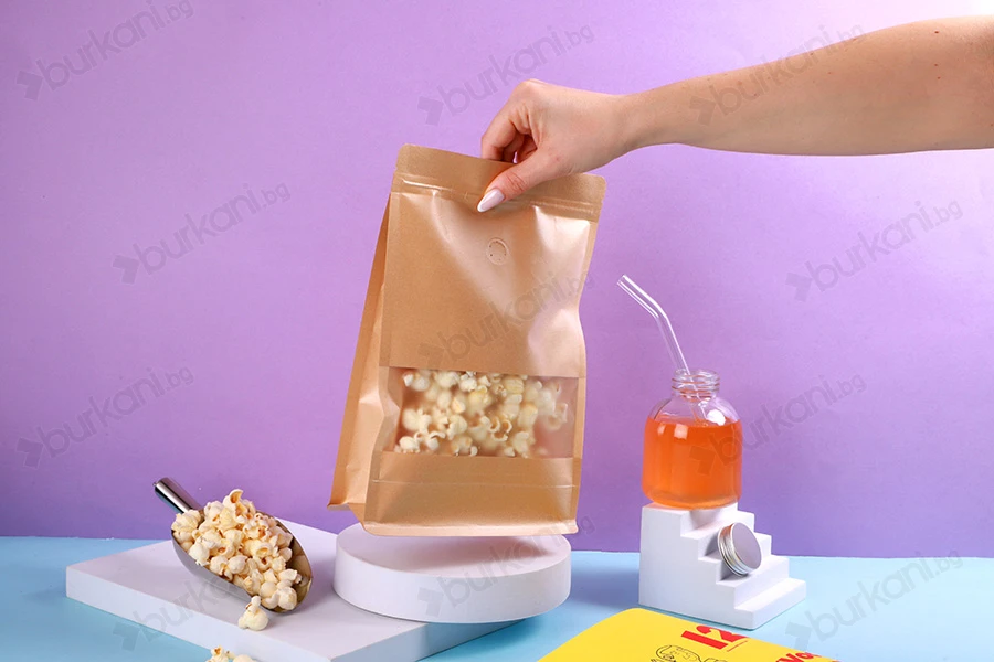 Крафт пликове тип " Doy Pack"  180x80x280 mm, с "цип" затваряне, клапан, прозорец,  - 25 бр.-