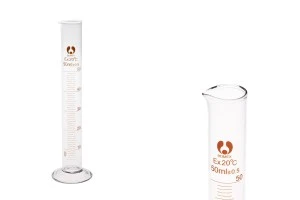 Стъклена цилиндрична измервателна тръба 50 ml-1