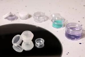Пластмасово акрилно бурканче за крем 5 ml-3