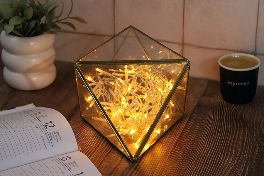 Стъклен декоративен свещник-изображение_група