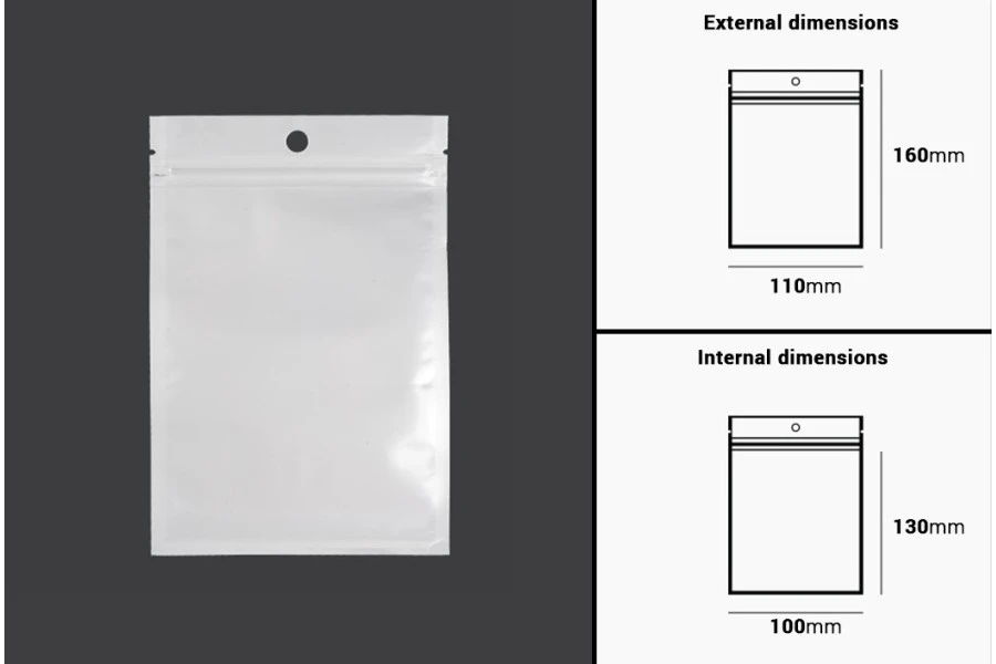 Пластмасови пликове с цип  затваряне с размери 110x160 mm, с бял гръб и прозрачна предна част с дупка - 100 бр. Пластмасови пликове с цип  затваряне с размери 110x160 mm, с бял гръб и прозрачна предна част с дупка - 100 бр.
