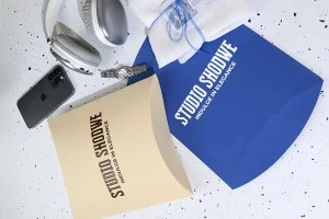 Подаръчна кутия тип "възглавница" 210x210x50 mm в различни цветове  - в опаковка 10 бр.-3