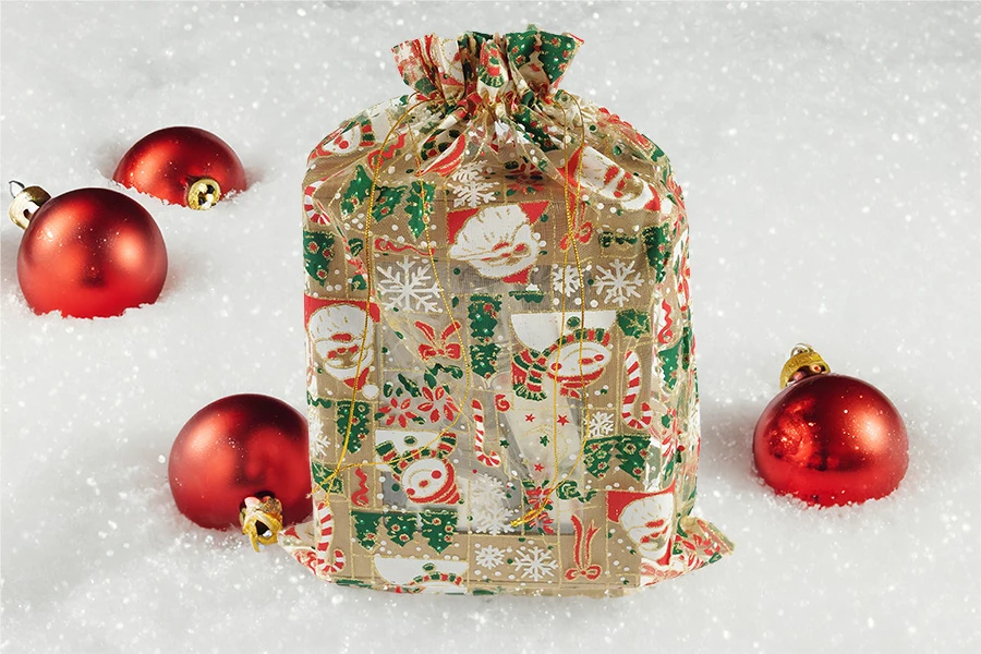 Коледна златна торба от органза 270х370 мм - 25 бр-изображение_група