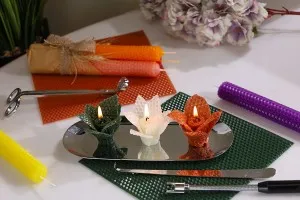 Kit për krijimin e qirinjve - qirinj nga dylli i bletës në ngjyra të ndryshme (10 fletë)-изображение_група