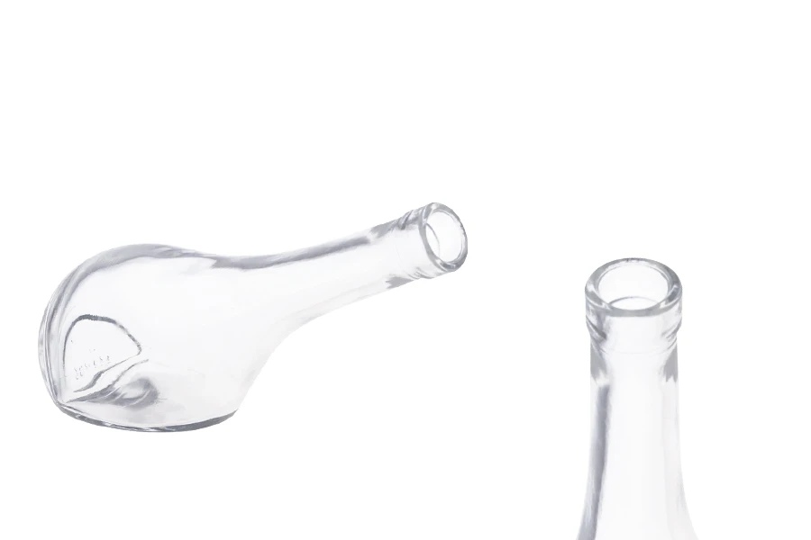 Стъклена елегантна бутилка 250 мл за ликьор-изображение_продукт