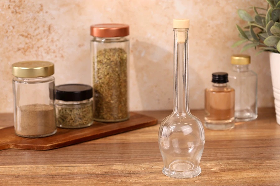 Сферична бутилка 100 ml с тапа Ф11 Сферична бутилка 100 ml с тапа Ф11