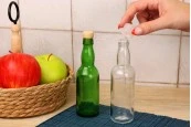 Стъклена бутилка 100 мл на винт Стъклена бутилка 100 мл на винт