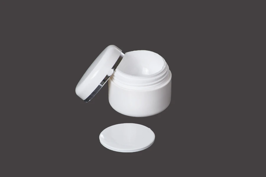 Пластмасово бяло акрилно бурканче 5 мл за крем с двойно дъно-