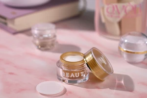 Луксозен пластмасов акрилен буркан за крем  5 ml с капачка и вътрешен уплътнител -12./пакет-изображение_група