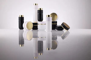 Стъклен буркан 100 мл с капачка (с вътрешно уплътнение) и пластмасова вътрешна вложка-изображение_група