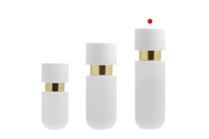 Бутилка 100 мл със златиста помпа за крем -изображение_група