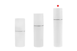 Бутилка от 100 мл в бял МАТОВ цвят със сребърна или златна ивица, със спрей и бяла МАТОВА капачка-изображение_група