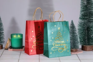 Коледни хартиени подаръчни торбички с размери 150x75x210 мм  - 12 бр.-изображение_група