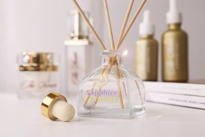 Стъклена квадратна бутилка 50 мл-изображение_група