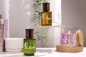 Стъклена бутилка 120 мл - арома дифузер за кола с капачка, тапа и памучен стик-изображение_група