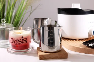 Съд от неръждаема стомана (инокс) 550 мл с градуировка и дръжка-изображение_група