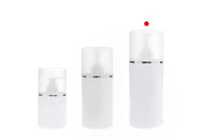 Пластмасова (HDPE) бяла бутилка 500 мл с помпа за крем и прозрачна капачка със сребриста лента-изображение_група