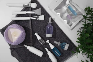 Прозрачен флакон 15 ml за еднократна употреба с капачка-изображение_група