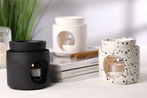 Керамичен арома дифузер за свещи  95x100 мм с керамична лъжичка в бяло-черно-изображение_група