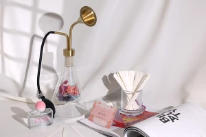 Стъклен съд 300 мл (бутилка) за парфюм или ароматизатори с черен винтидж спрей помпа-изображение_размери