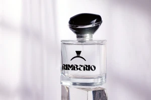 Луксозна стъклена бутилка за парфюм 50 ml   с гърловина 15/400 (PP 15)-изображение_група