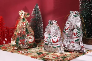 Коледна бяла торбичка от органза 270х370 мм - 25 бр-изображение_група