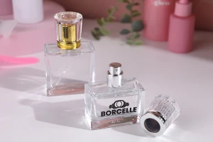 Комплект - спрей и акрилен капак (PP 15) (15/400)  в златист и сребрист цвят-изображение_група