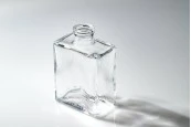 Стъклен бутилка за ликьор или за коняк 200ml