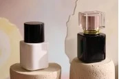 Луксозен стъклен флакон за парфюм 30 ml  с гърловина 15/400  (PP 15) в черен или бял цвят