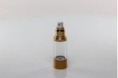 Опаковка Airless 30 ml за крем в 2 различни цвята Опаковка Airless 30 ml за крем в 2 различни цвята
