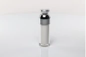 Пластмасова бутилка Airless 30 ml Акрилен ( вътрешно прозрачна и външно бяла) със помпа и капачка Пластмасова бутилка Airless 30 ml Акрилен ( вътрешно прозрачна и външно бяла) със помпа и капачка