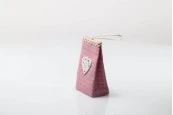 Бонбониера розова чанта с дръжки  75x44x122 mm