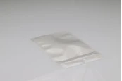Пластмасови торбички с цип  90x140 mm, с бял гръб с прозрачна предна част, с дупка - 100 бр.