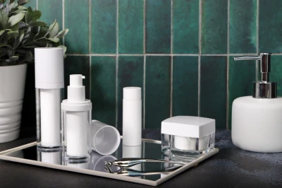 Буркани за кремове за лице