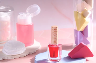 За ноктопластика